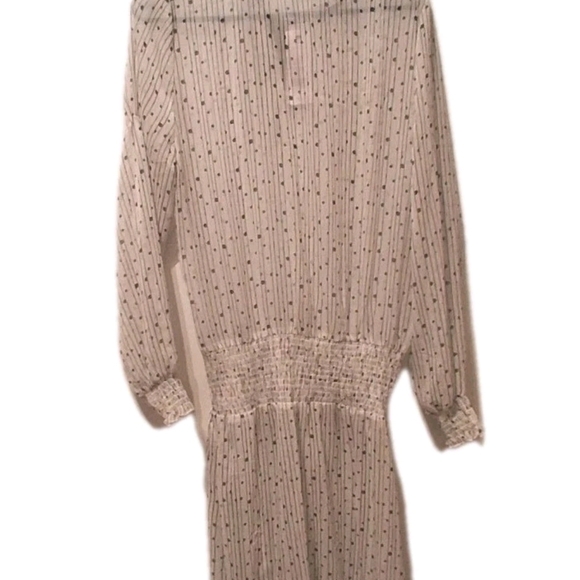 (NWT!) TRISTAN Chic Long Sleeve Sheer Cream Dress - Picture 4 of 8